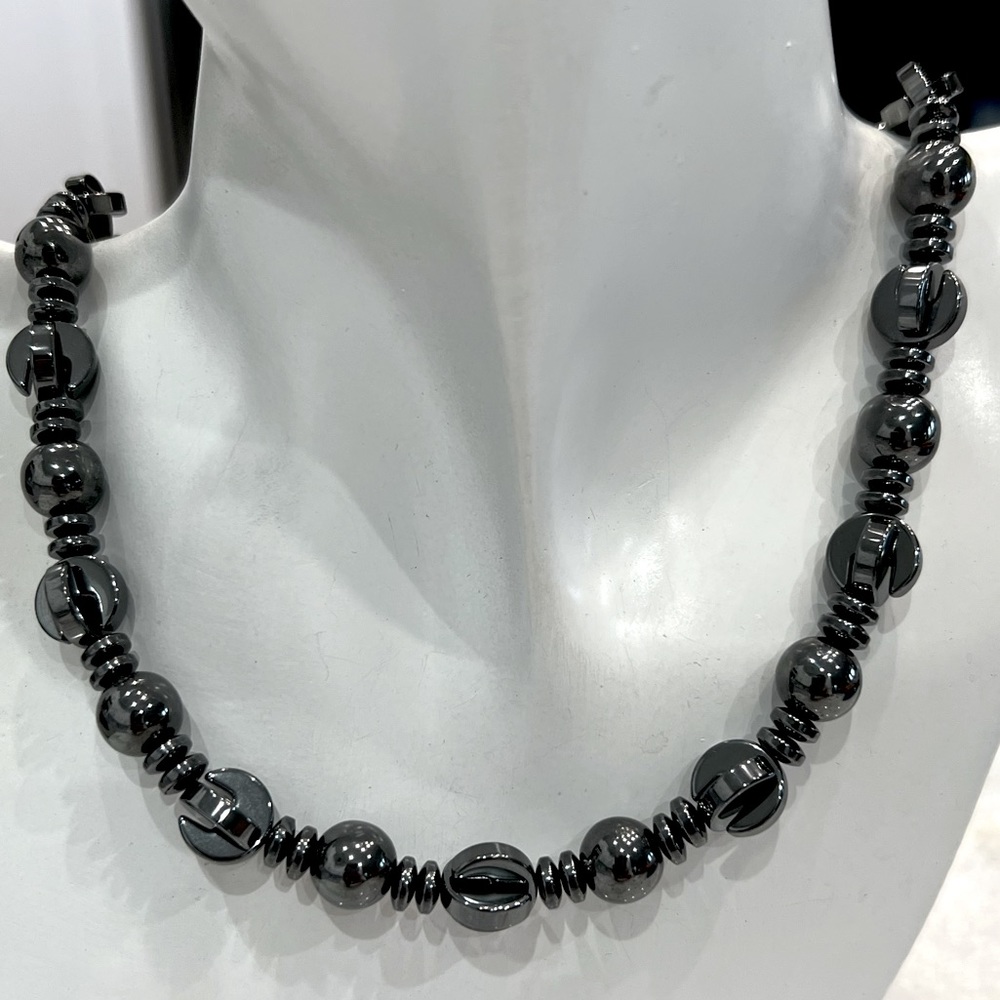 Hematite Beaded Interlocking Disc Magnetic Clasp Necklace